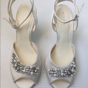 NEVER WORN wedding wedges size 7